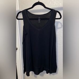 Cold shoulder top size small